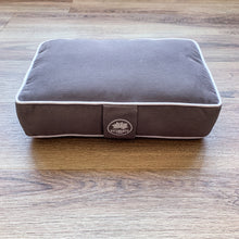 Load image into Gallery viewer, Solid Cotton Collection – Travel Meditation Cushion
